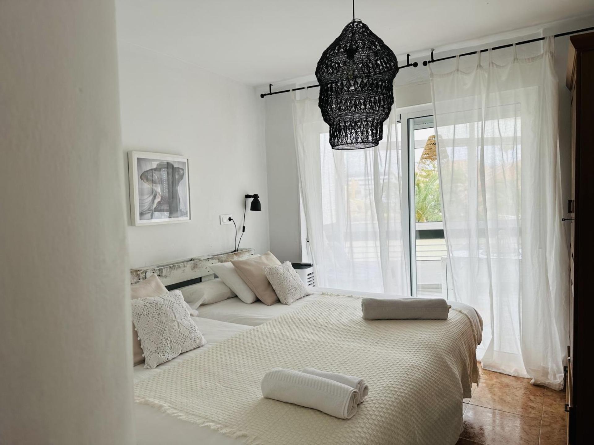 Charming & Cosy Beach Apartment 托雷莫利诺斯 外观 照片